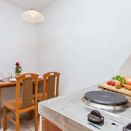 Beautiful In With Kitchen